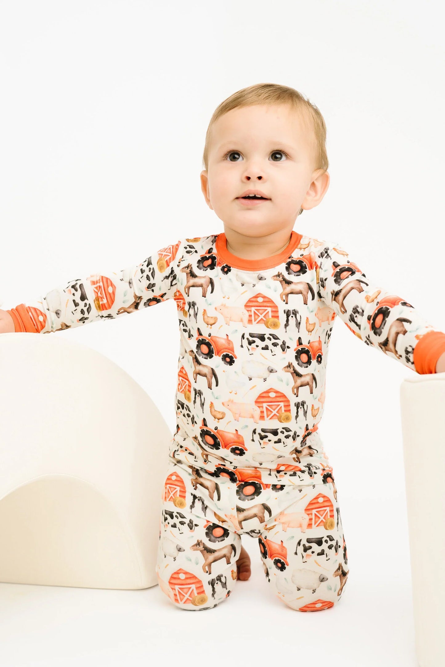Little One Shop: Little Red Barnyard Two Piece Bamboo Set